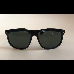 Ray Ban style #4147 Sunglasses
